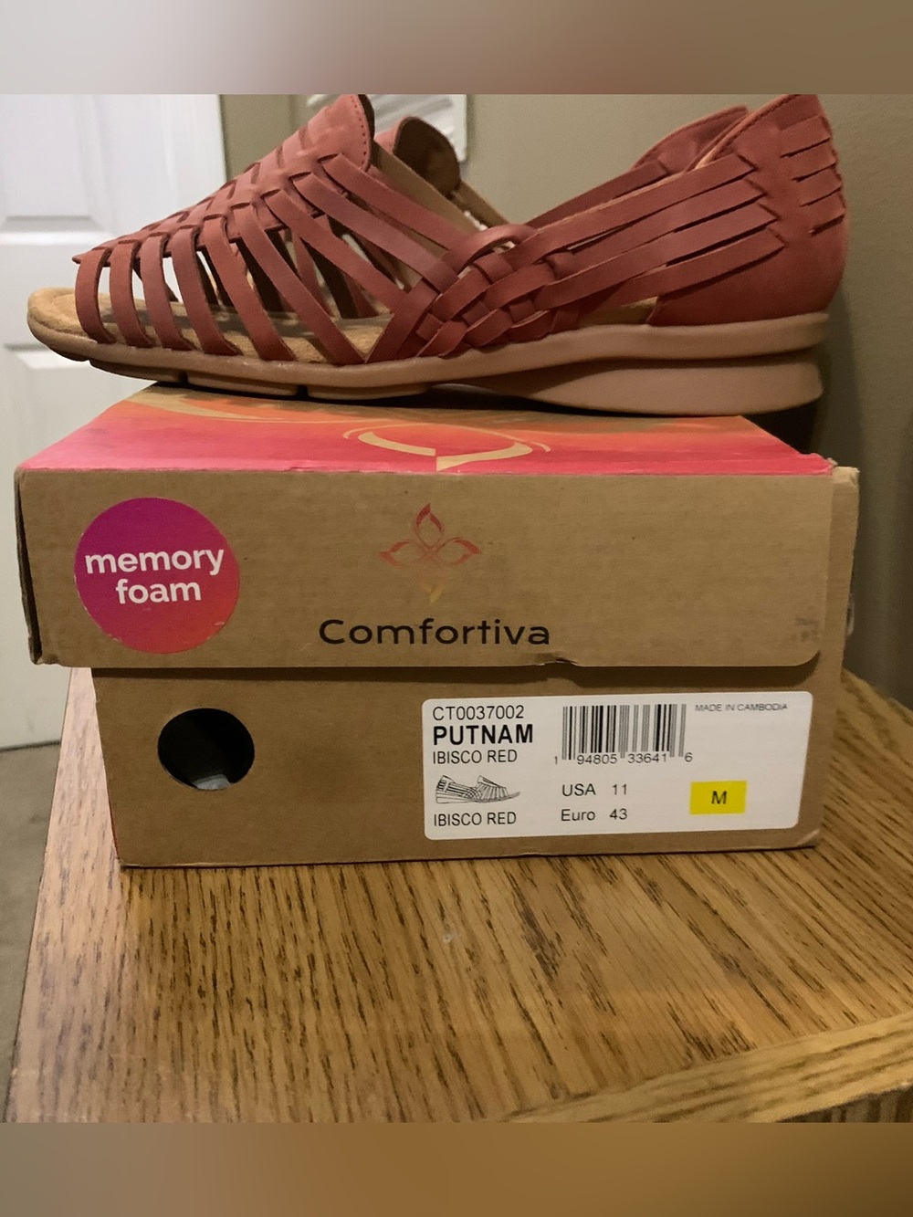 Comfortiva Putnam Woven Slip-On Sandal in Ibisco Red